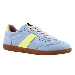 NIB SYDNEY SNEAKERS LIGHT BLUE & LIME STEP OUT IN STYLE INCL 2 SETS SHOESTRINGS